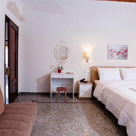 Villa Alexandra 키사모스 외부 사진
